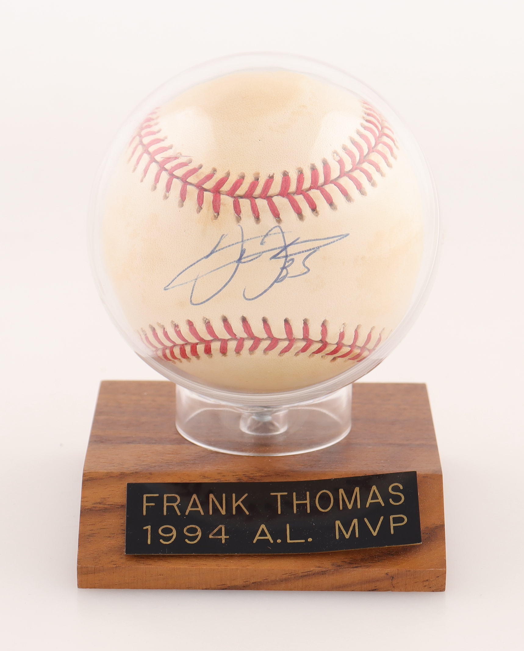 Frank Thomas Signed OAL Baseball With Display Stand (Beckett) at PristineAuction.com Frank Thomas Signed OAL Baseball With Display Stand (Beckett) at PristineAuction.com