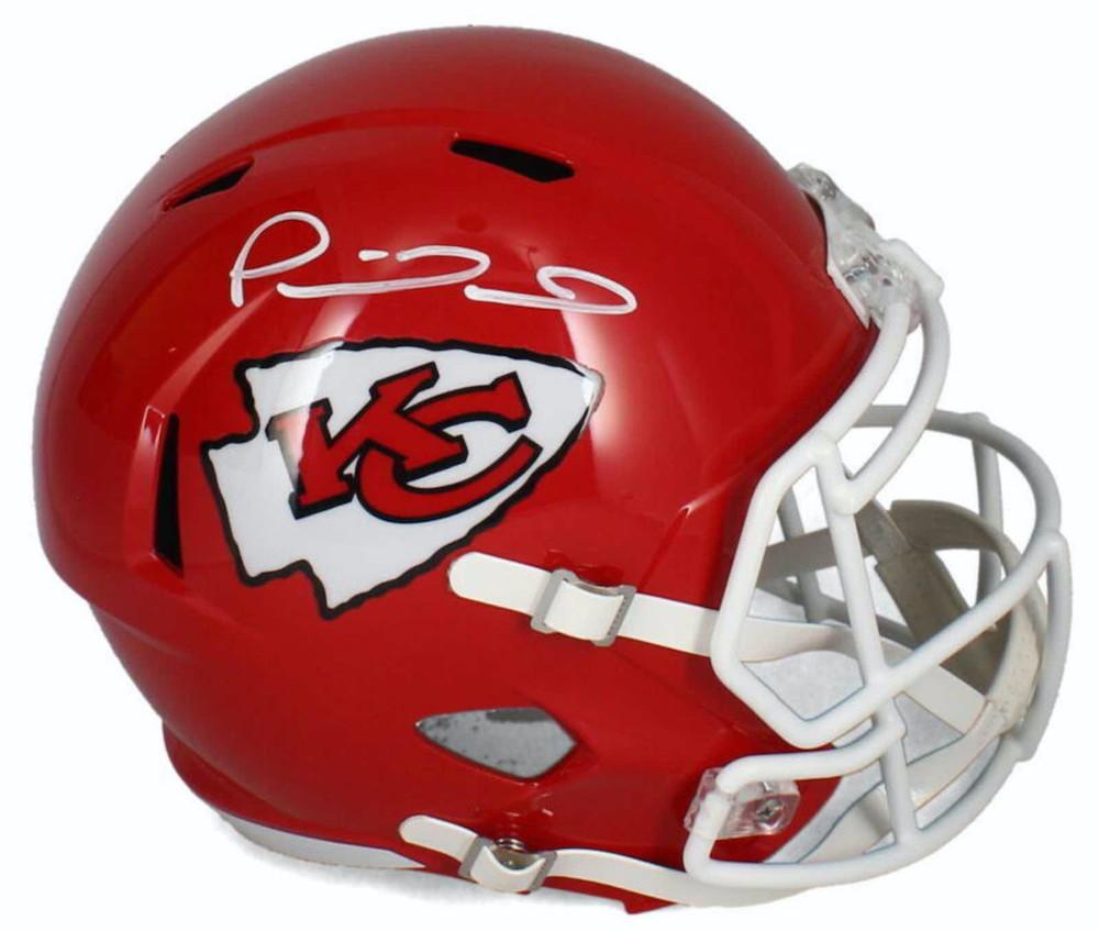 Patrick Mahomes Signed Chiefs Full-Size Speed Helmet (Beckett) at PristineAuction.com Patrick Mahomes Signed Chiefs Full-Size Speed Helmet (Beckett) at PristineAuction.com