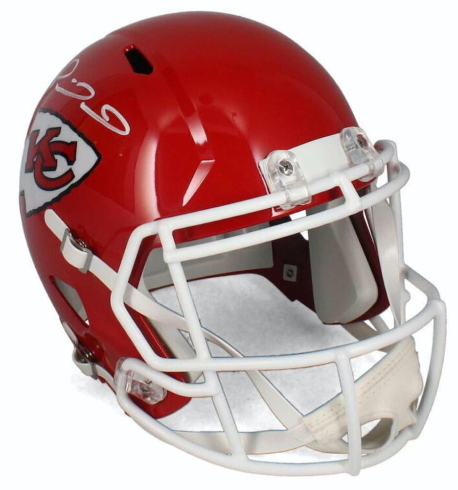 Patrick Mahomes Signed Chiefs Full-Size Speed Helmet (Beckett) at PristineAuction.com Patrick Mahomes Signed Chiefs Full-Size Speed Helmet (Beckett) at PristineAuction.com
