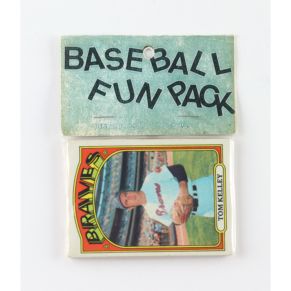1972 Topps Baseball Fun Pack with (10) Cards Pristine Auction