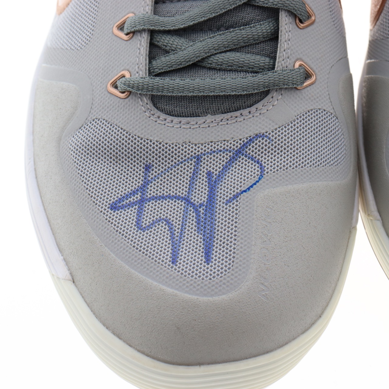 Wander Franco Signed Pair of Nike Baseball Cleats (JSA) at PristineAuction.com Wander Franco Signed Pair of Nike Baseball Cleats (JSA) at PristineAuction.com