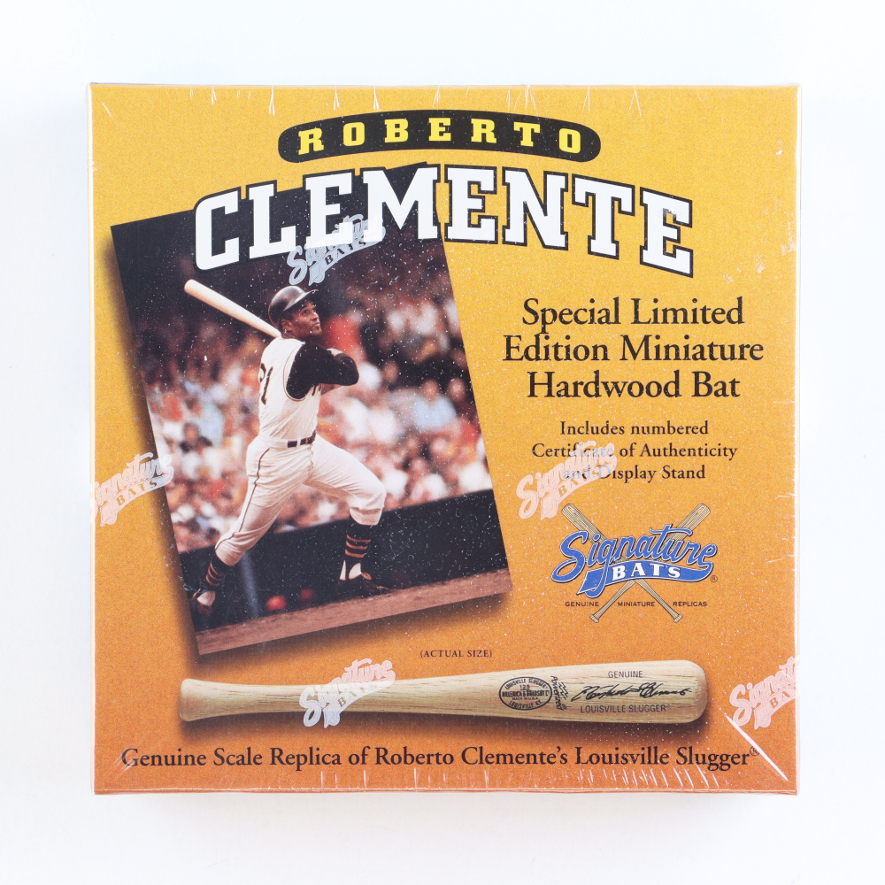Roberto Clemente LE 1996 Genuine Scale Miniature Replica Louisville