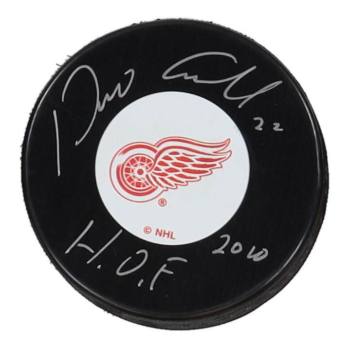 Dino Ciccarelli Signed Red Wings Logo Hockey Puck Inscribed "H.O.F. 10" (Schwartz) at PristineAuction.com Dino Ciccarelli Signed Red Wings Logo Hockey Puck Inscribed "H.O.F. 10" (Schwartz) at PristineAuction.com