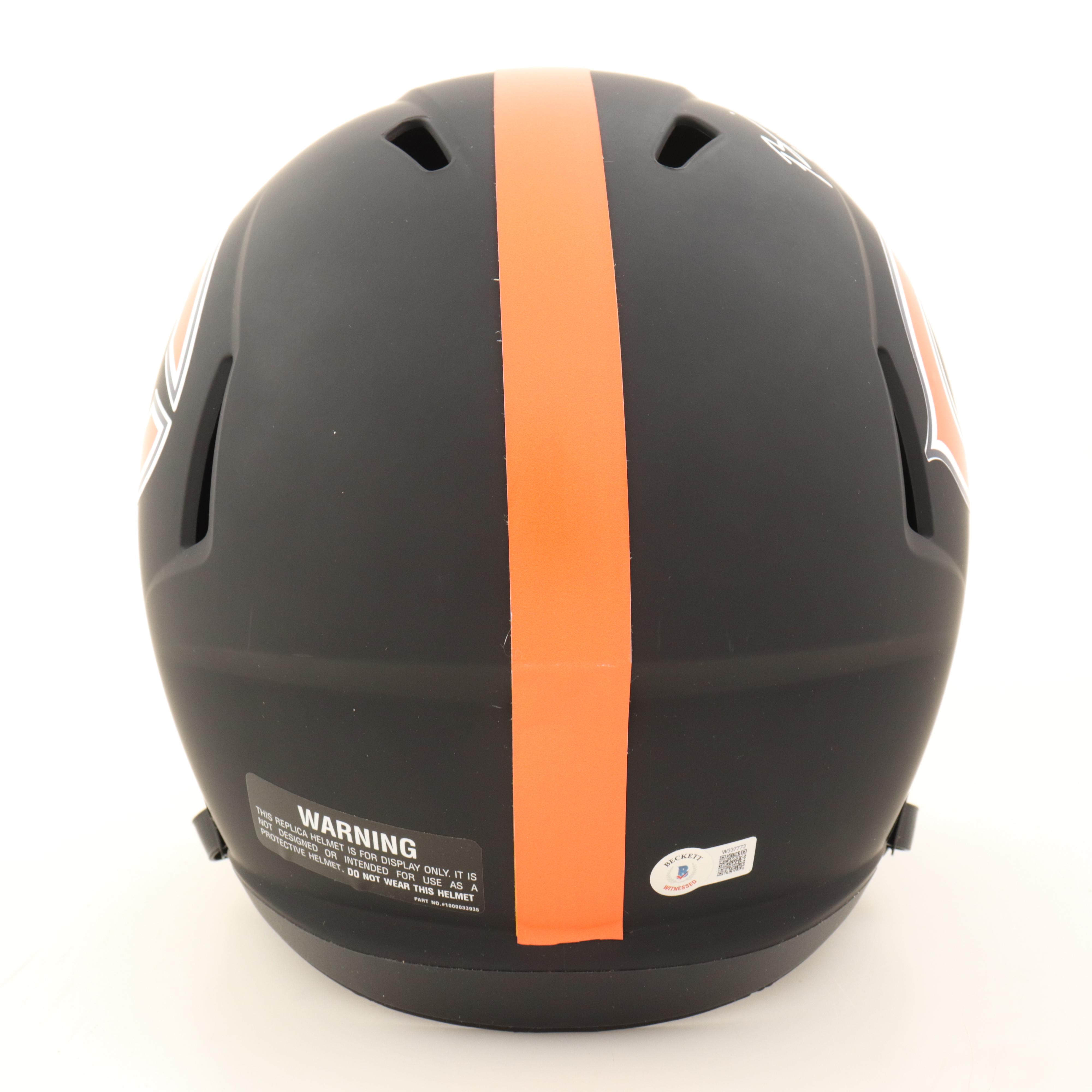 Brian Urlacher Signed Bears Full-Size Matte Black Speed Helmet Inscribed "HOF 18" (Beckett) at PristineAuction.com Brian Urlacher Signed Bears Full-Size Matte Black Speed Helmet Inscribed "HOF 18" (Beckett) at PristineAuction.com