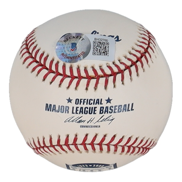 Don Mattingly Signed Commemorative Yankee Stadium OML Baseball Inscribed "Yankee Captain" (Beckett) at PristineAuction.com Don Mattingly Signed Commemorative Yankee Stadium OML Baseball Inscribed "Yankee Captain" (Beckett) at PristineAuction.com