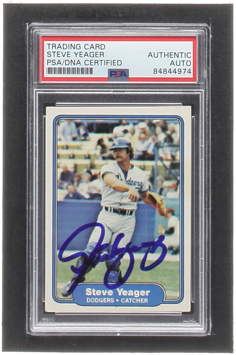 Steve Yeager Signed 1982 Fleer #29 (PSA) at PristineAuction.com Steve Yeager Signed 1982 Fleer #29 (PSA) at PristineAuction.com