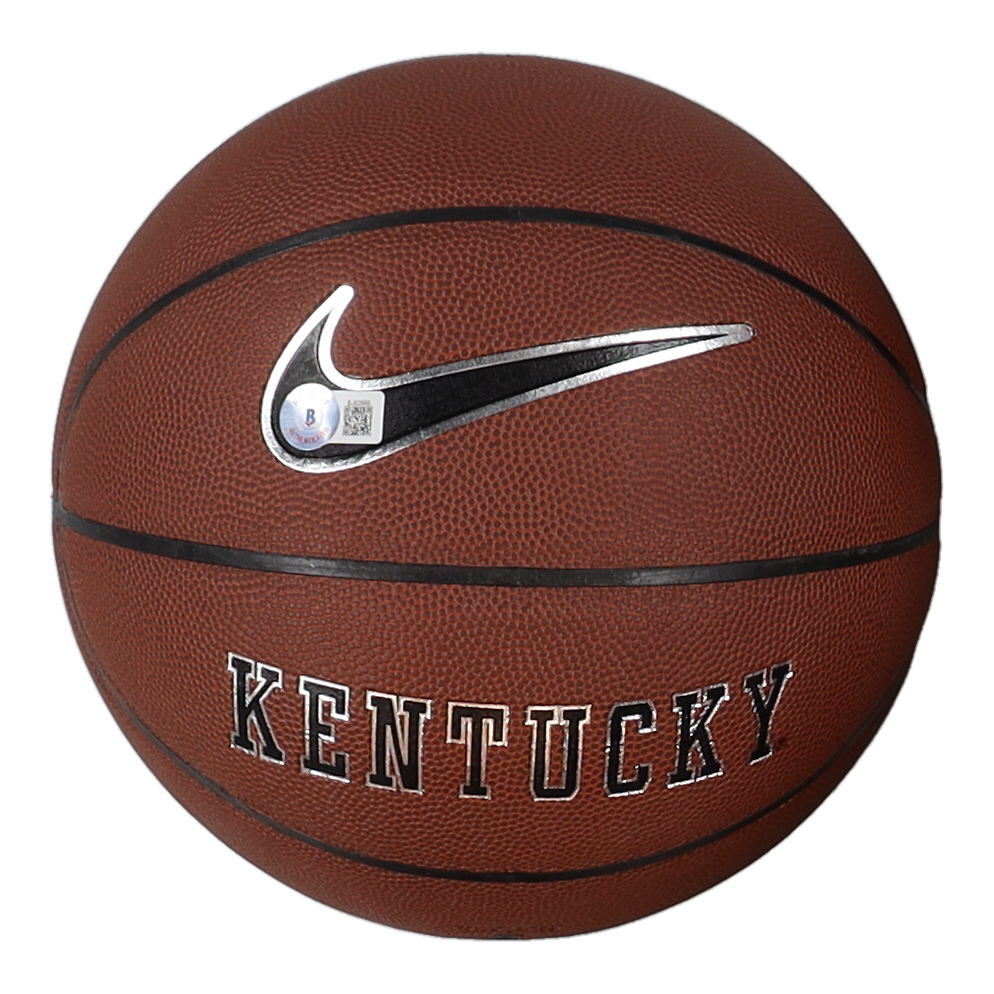 Oscar Tshiebwe Signed Kentucky Wildcats Logo Basketball (Beckett) at PristineAuction.com Oscar Tshiebwe Signed Kentucky Wildcats Logo Basketball (Beckett) at PristineAuction.com
