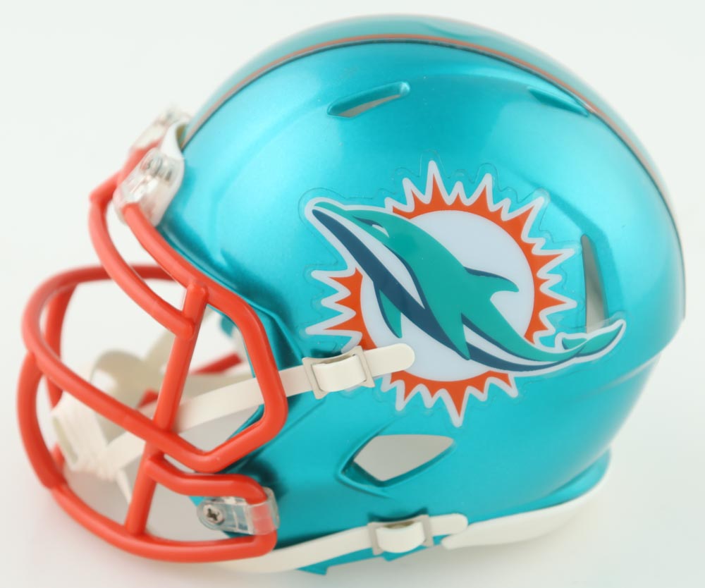 Tyreek Hill Signed Dolphins Flash Alternate Speed Mini Helmet (JSA) at PristineAuction.com Tyreek Hill Signed Dolphins Flash Alternate Speed Mini Helmet (JSA) at PristineAuction.com