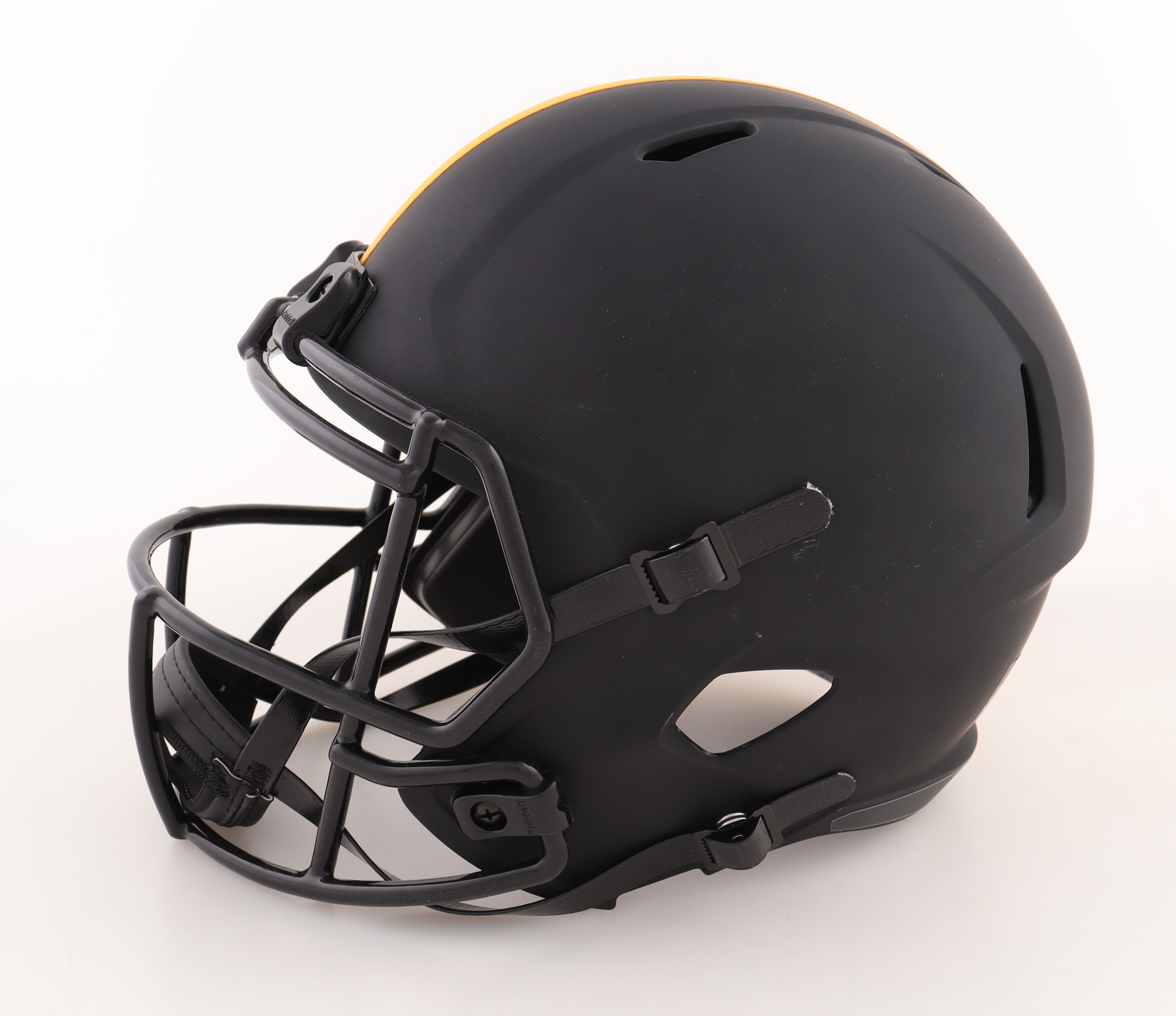 Jerome Bettis Signed Steelers Full-Size Eclipse Alternate Speed Helmet (Beckett) at PristineAuction.com Jerome Bettis Signed Steelers Full-Size Eclipse Alternate Speed Helmet (Beckett) at PristineAuction.com