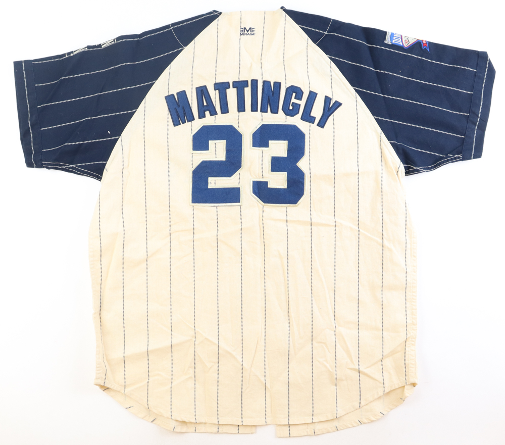 Don Mattingly Signed Yankees Jersey (Beckett) at PristineAuction.com Don Mattingly Signed Yankees Jersey (Beckett) at PristineAuction.com