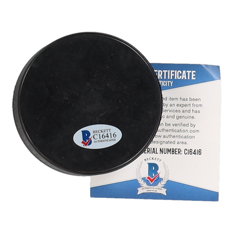 Jake Muzzin Signed Hockey Puck (Beckett) at PristineAuction.com Jake Muzzin Signed Hockey Puck (Beckett) at PristineAuction.com