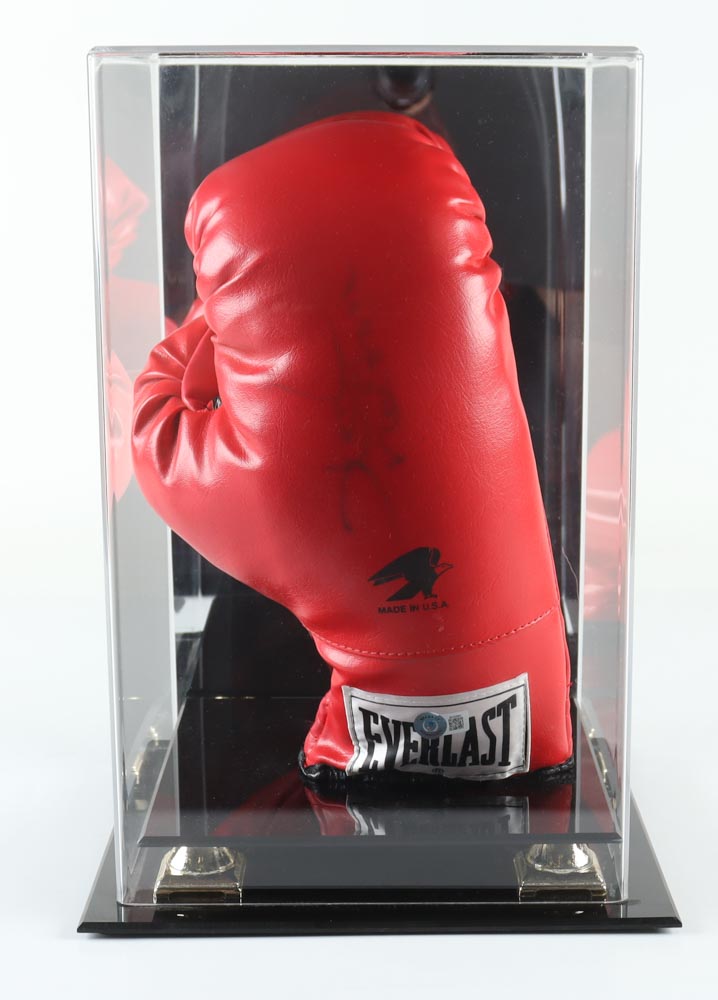 Ken Norton Signed Everlast Boxing Glove With Display Case (Beckett) at PristineAuction.com Ken Norton Signed Everlast Boxing Glove With Display Case (Beckett) at PristineAuction.com