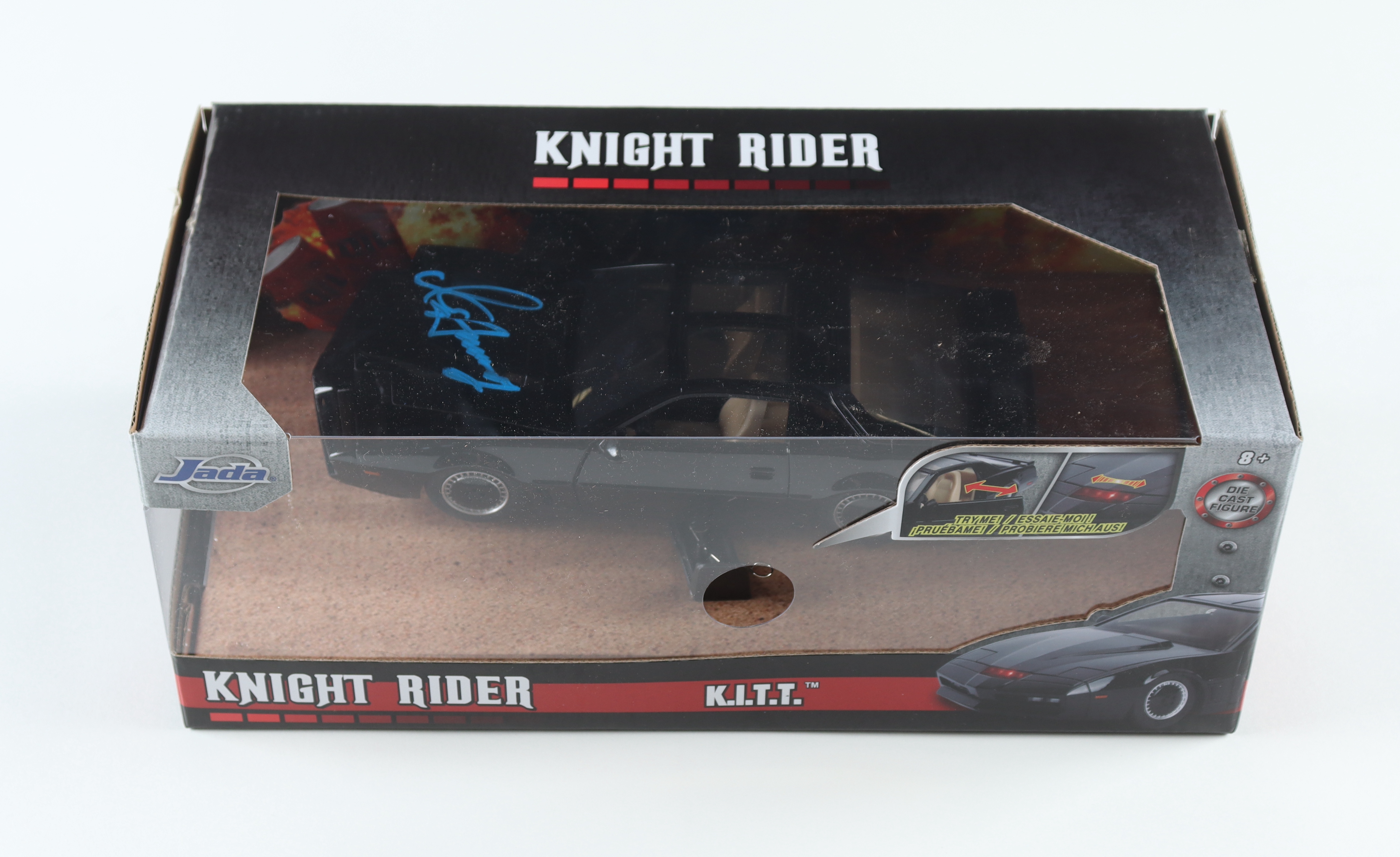 David Hasselhoff Signed "Knight Rider" 1:24 Diecast Car (Beckett) at PristineAuction.com David Hasselhoff Signed "Knight Rider" 1:24 Diecast Car (Beckett) at PristineAuction.com