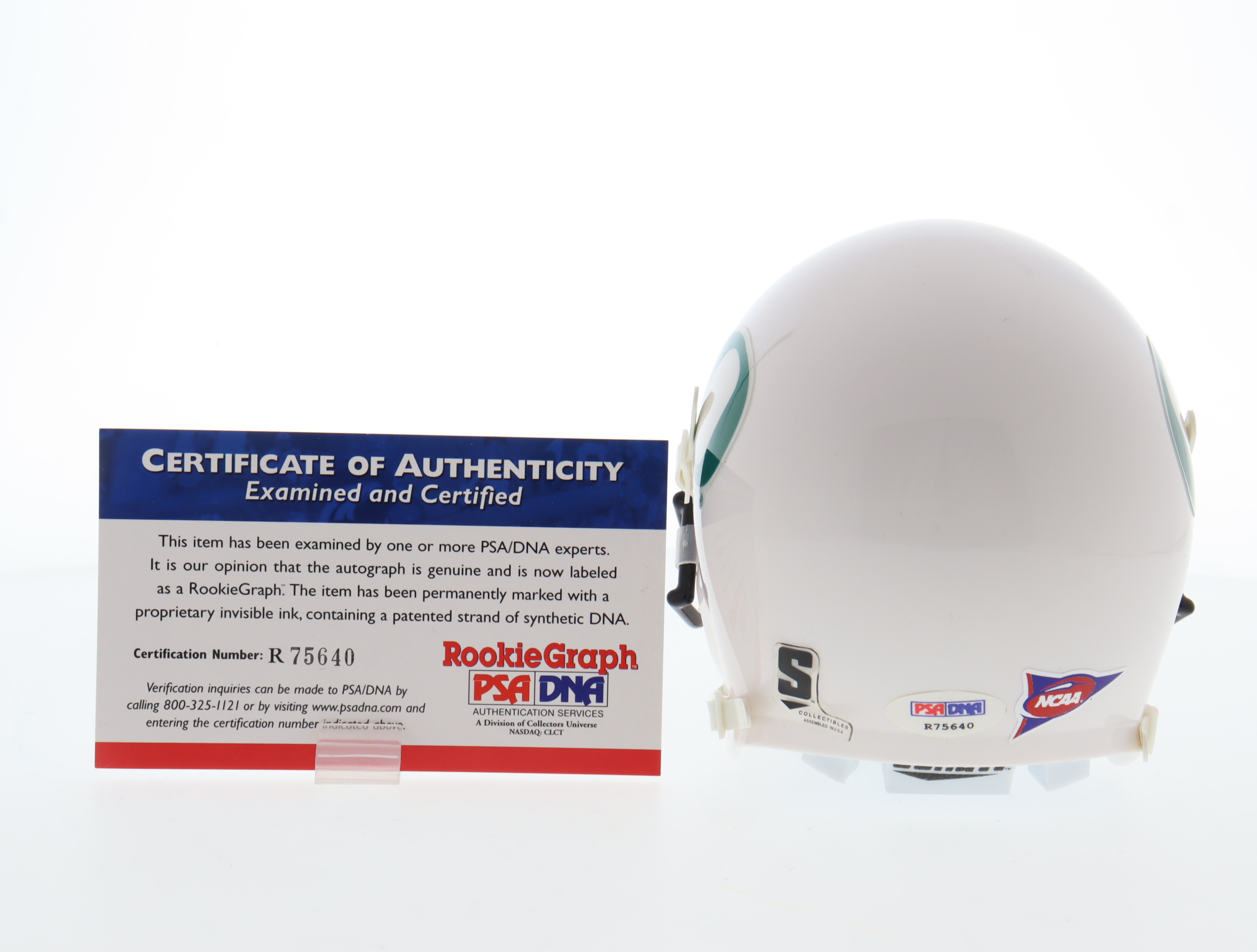 LaMichael James Signed Oregon Ducks Mini Helmet (PSA) at PristineAuction.com LaMichael James Signed Oregon Ducks Mini Helmet (PSA) at PristineAuction.com