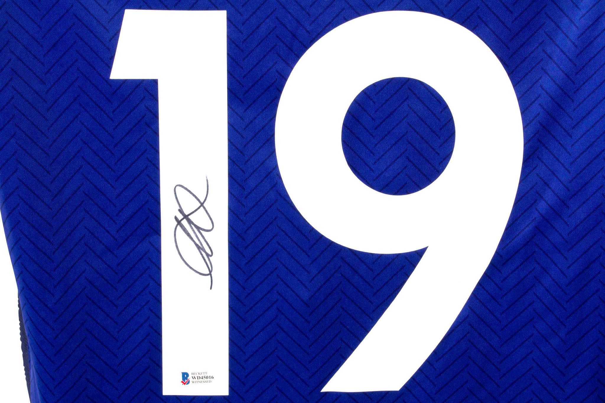 Mason Mount Signed Nike Chelsea Jersey (Beckett) at PristineAuction.com Mason Mount Signed Nike Chelsea Jersey (Beckett) at PristineAuction.com