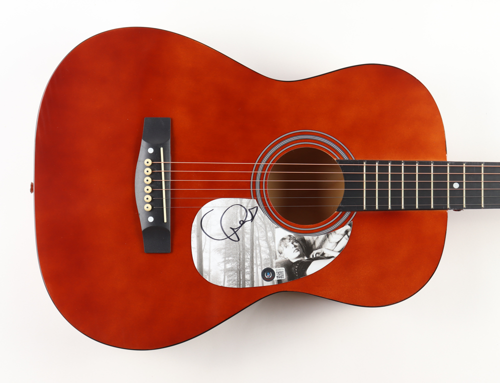Taylor Swift Signed 39" Acoustic Guitar (Beckett) at PristineAuction.com Taylor Swift Signed 39" Acoustic Guitar (Beckett) at PristineAuction.com