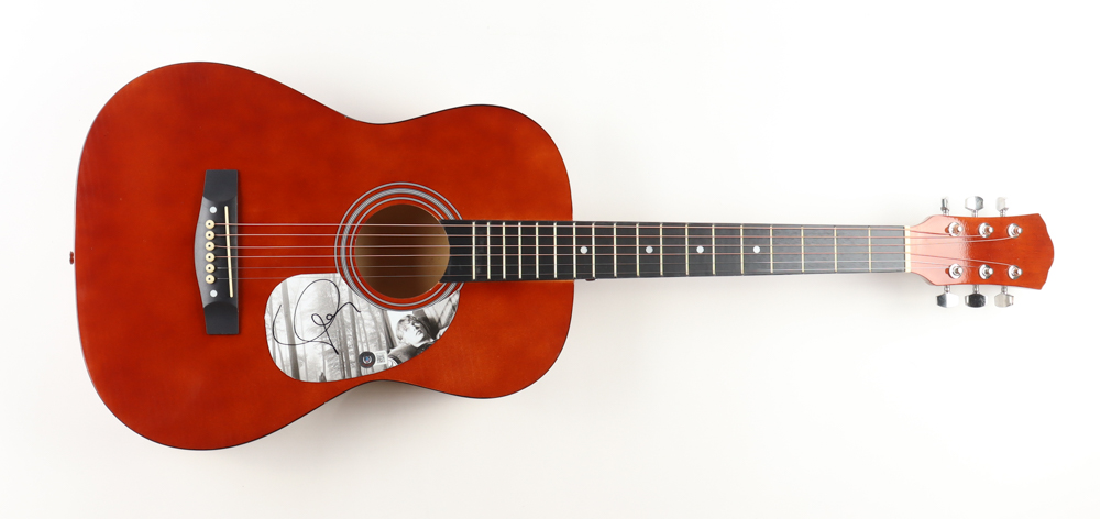 Taylor Swift Signed 39" Acoustic Guitar (Beckett) at PristineAuction.com Taylor Swift Signed 39" Acoustic Guitar (Beckett) at PristineAuction.com