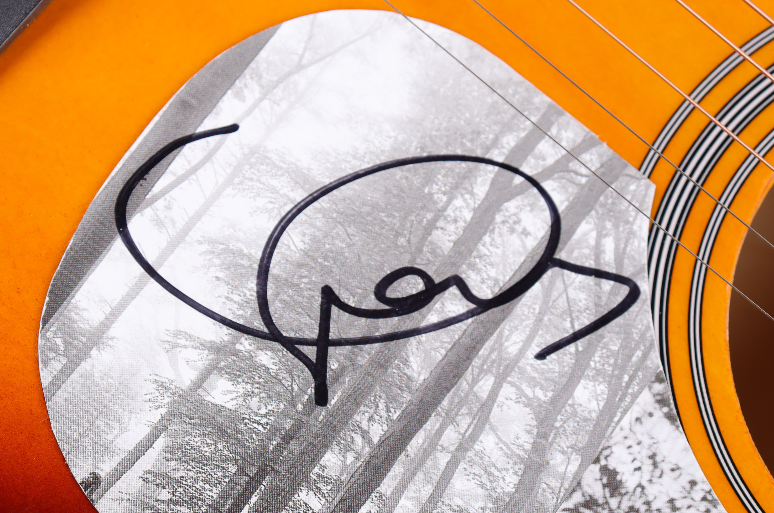 Taylor Swift Signed 39" Acoustic Guitar (Beckett) at PristineAuction.com Taylor Swift Signed 39" Acoustic Guitar (Beckett) at PristineAuction.com