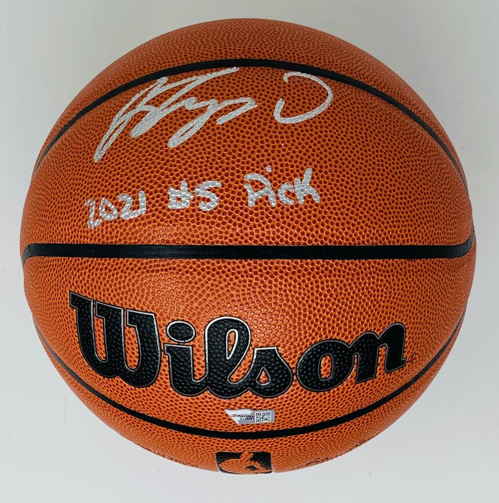Jalen Suggs Signed Wilson Basketball Inscribed "2021 #5 Pick" (Fanatics) at PristineAuction.com Jalen Suggs Signed Wilson Basketball Inscribed "2021 #5 Pick" (Fanatics) at PristineAuction.com
