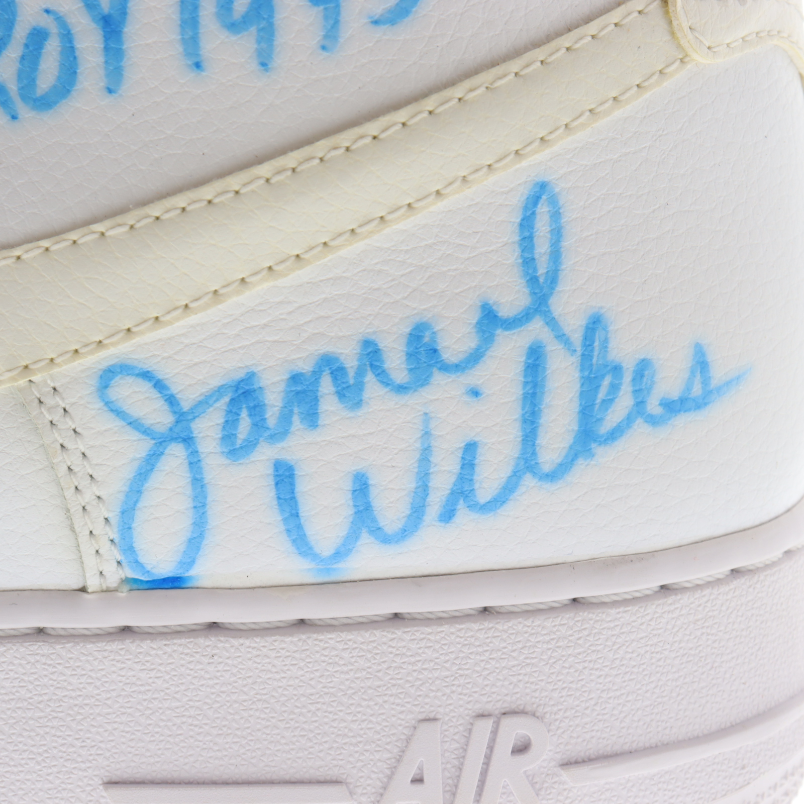 Jamaal Wilkes Signed Pair of Nike Air Force 1 Shoes with (3) Career Stat Inscriptions (PSA) at PristineAuction.com Jamaal Wilkes Signed Pair of Nike Air Force 1 Shoes with (3) Career Stat Inscriptions (PSA) at PristineAuction.com