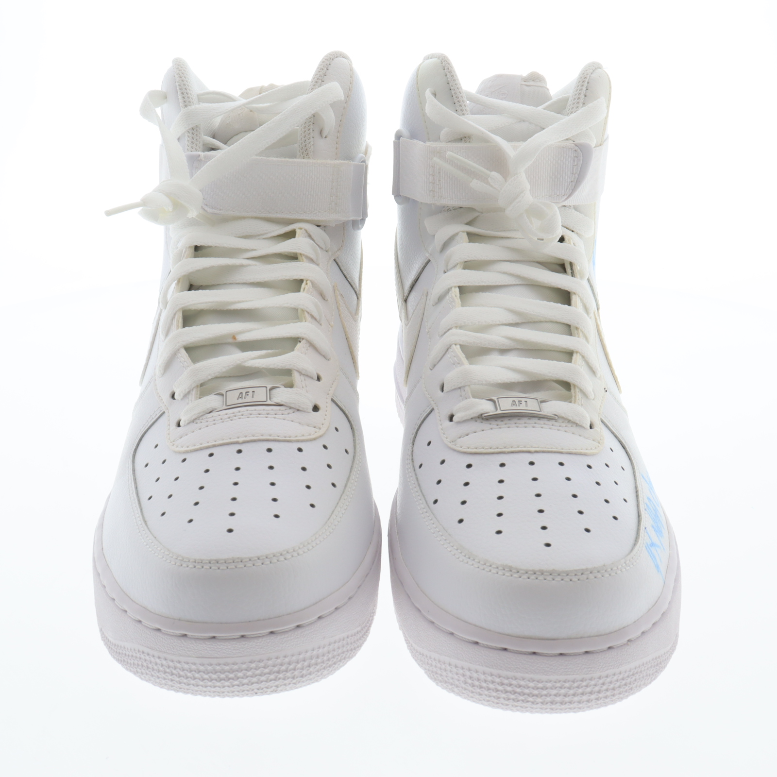 Jamaal Wilkes Signed Pair of Nike Air Force 1 Shoes with (3) Career Stat Inscriptions (PSA) at PristineAuction.com Jamaal Wilkes Signed Pair of Nike Air Force 1 Shoes with (3) Career Stat Inscriptions (PSA) at PristineAuction.com