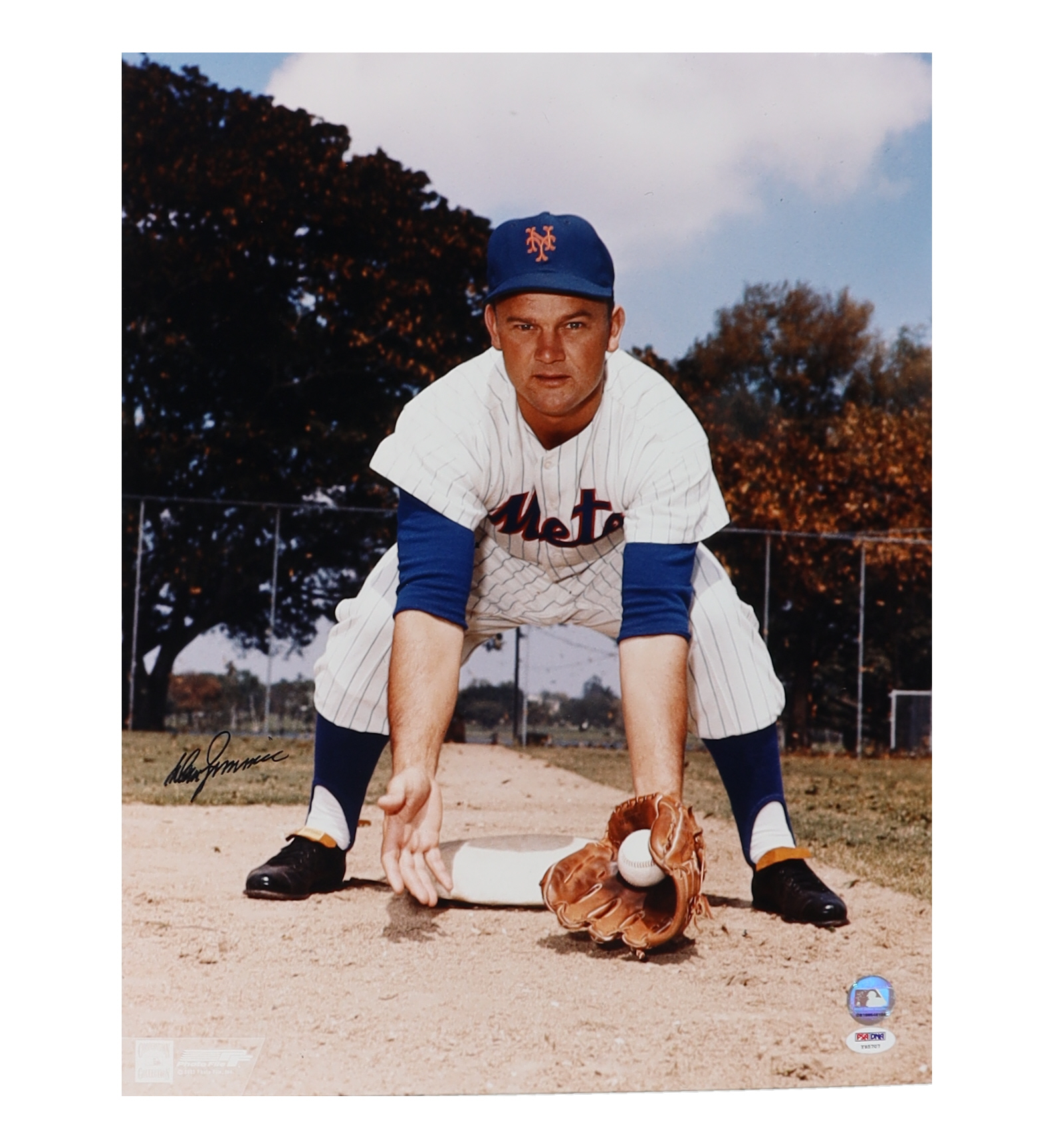 Don Zimmer Signed Mets 16x20 Photo (PSA) at PristineAuction.com Don Zimmer Signed Mets 16x20 Photo (PSA) at PristineAuction.com
