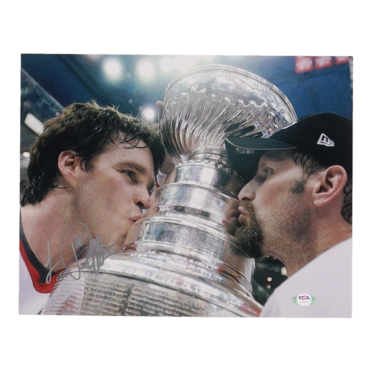 Luc Robitaille Signed Red Wings 11x14 Photo (PSA) at PristineAuction.com Luc Robitaille Signed Red Wings 11x14 Photo (PSA) at PristineAuction.com