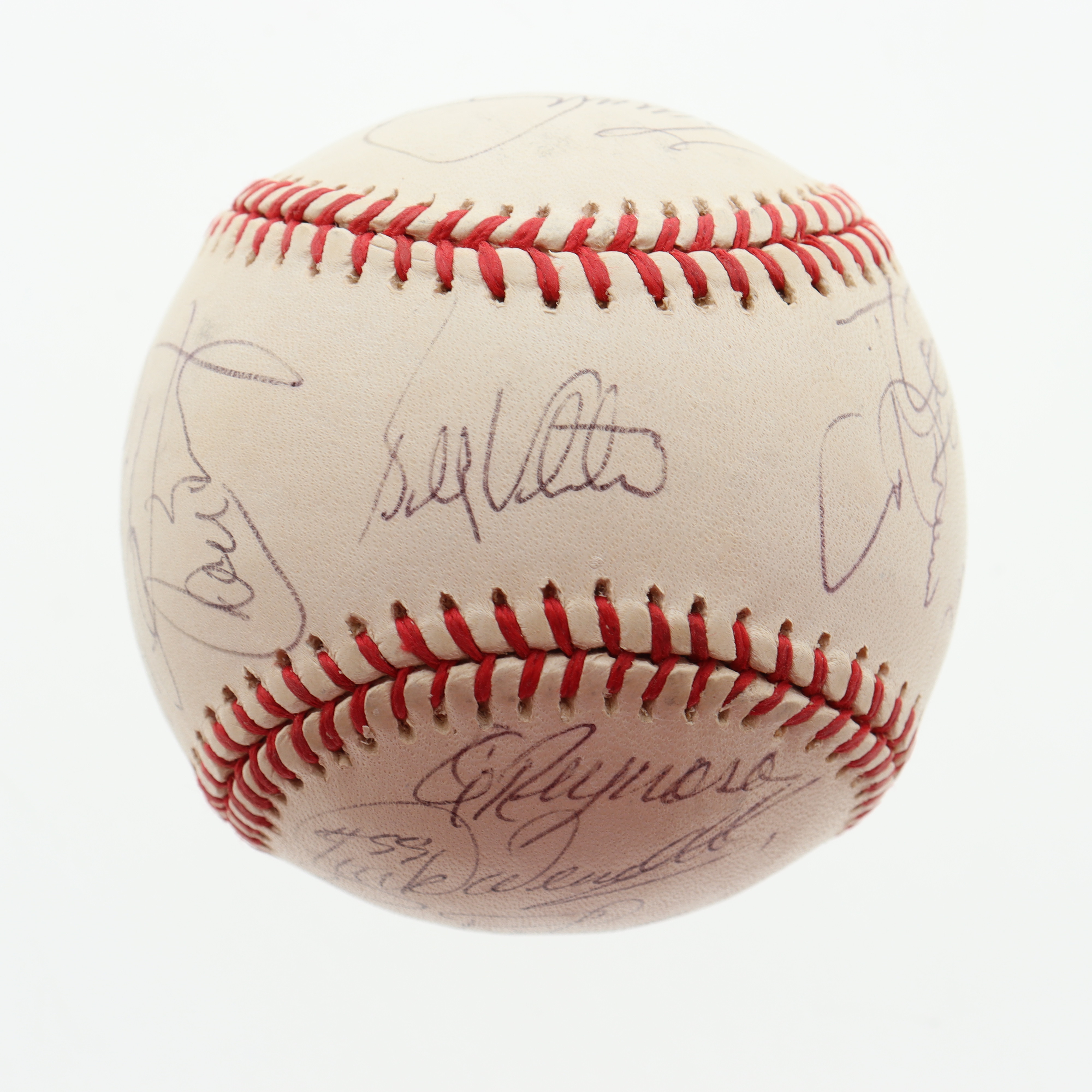 1998 New York Mets Team-signed ONL Baseball Signed by (18) with Bobby Valentine, Rick Reed, John Franco, Al Leiter (PSA) at PristineAuction.com 1998 New York Mets Team-signed ONL Baseball Signed by (18) with Bobby Valentine, Rick Reed, John Franco, Al Leiter (PSA) at PristineAuction.com