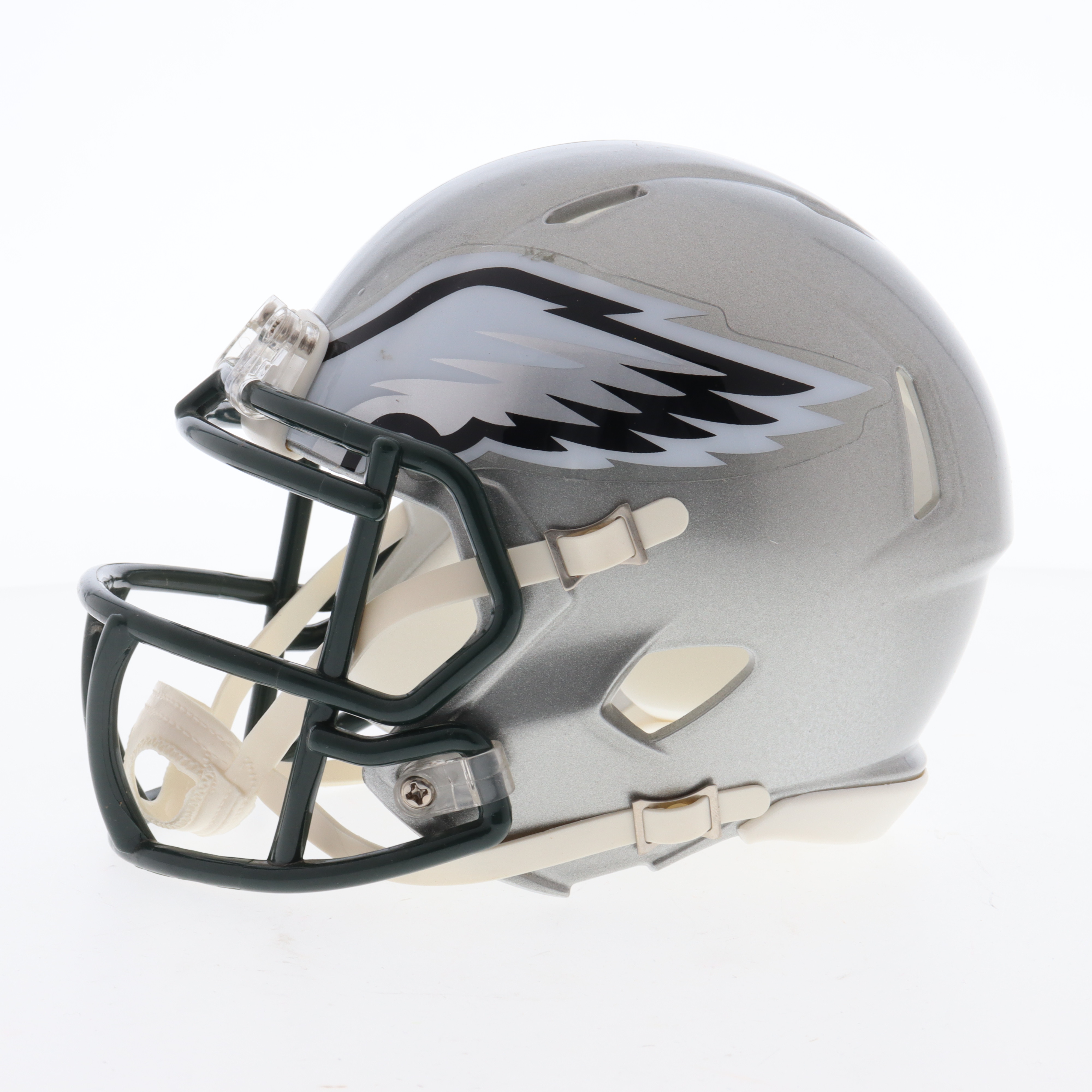 Brandon Graham Signed Eagles Flash Alternate Speed Mini Helmet (Beckett) at PristineAuction.com Brandon Graham Signed Eagles Flash Alternate Speed Mini Helmet (Beckett) at PristineAuction.com