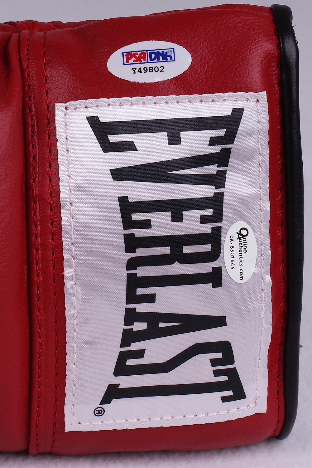 Wladimir Klitschko Signed Everlast Boxing Glove with Display Case (PSA COA) at PristineAuction.com Wladimir Klitschko Signed Everlast Boxing Glove with Display Case (PSA COA) at PristineAuction.com