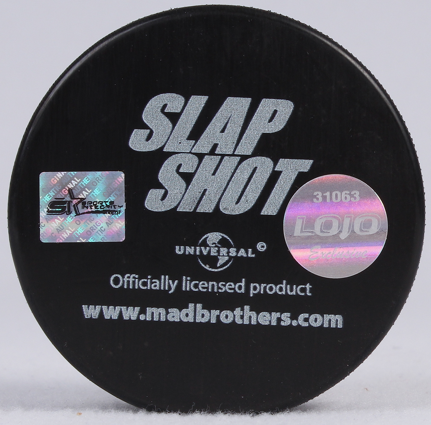 Dave Hanson, Steve Carlson & Jeff Carlson Signed Chiefs Logo Hockey Puck (SI COA) at PristineAuction.com Dave Hanson, Steve Carlson & Jeff Carlson Signed Chiefs Logo Hockey Puck (SI COA) at PristineAuction.com