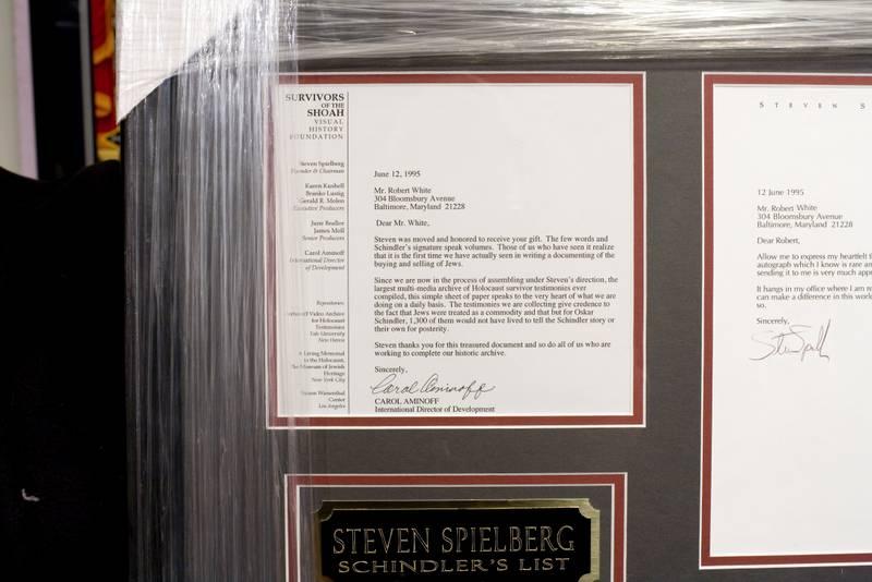 Steven Spielberg Signed Letter Display Schindler's List Custom Framed 22" x 25" Display (PSA LOA) at PristineAuction.com Steven Spielberg Signed Letter Display Schindler's List Custom Framed 22" x 25" Display (PSA LOA) at PristineAuction.com