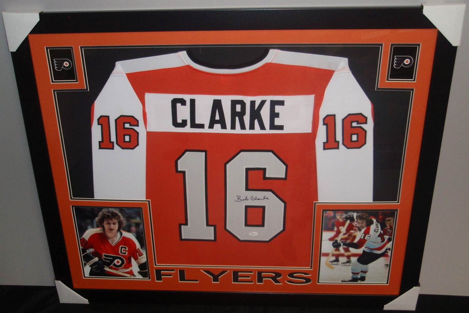 Bobby Clarke Signed Flyers 35x43 Custom Framed Jersey (JSA COA) at PristineAuction.com Bobby Clarke Signed Flyers 35x43 Custom Framed Jersey (JSA COA) at PristineAuction.com