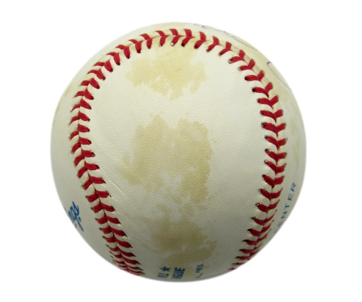 Joe DiMaggio Signed OAL Baseball (Beckett) at PristineAuction.com Joe DiMaggio Signed OAL Baseball (Beckett) at PristineAuction.com