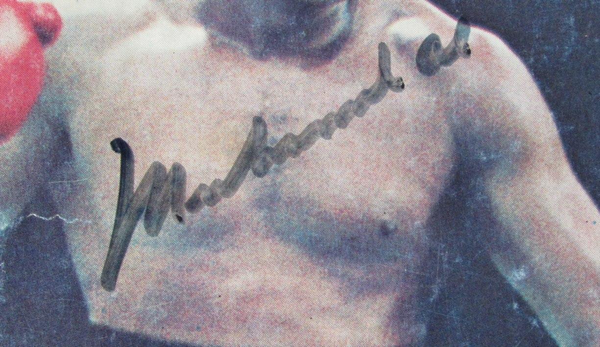 Muhammad Ali Signed 1976 World Boxing Magazine (Beckett) at PristineAuction.com Muhammad Ali Signed 1976 World Boxing Magazine (Beckett) at PristineAuction.com