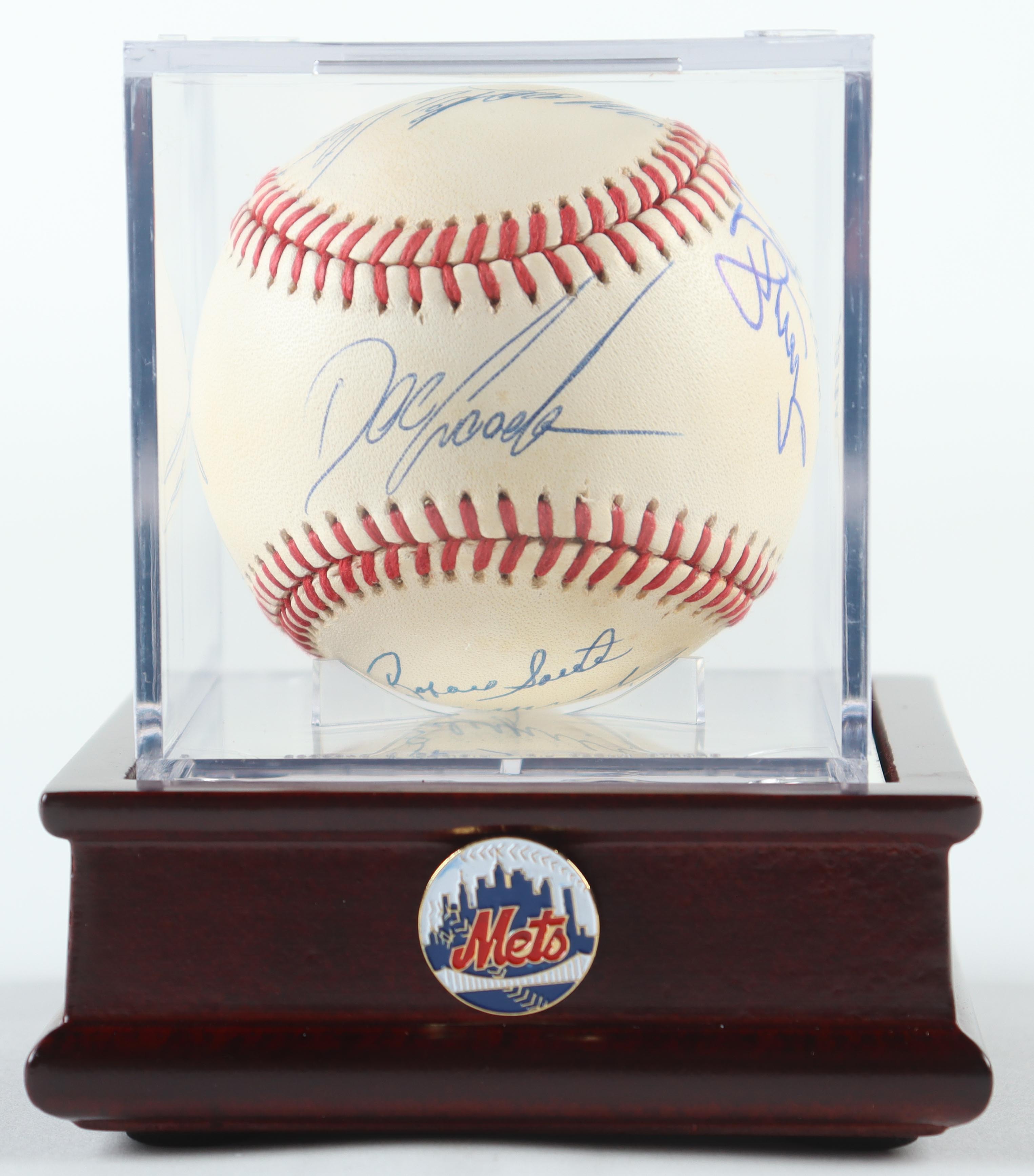 1986 Mets Reunion ONL Baseball Signed By (11) with Darryl Strawberry, Dwight Gooden, Davey Johnson (PSA) at PristineAuction.com 1986 Mets Reunion ONL Baseball Signed By (11) with Darryl Strawberry, Dwight Gooden, Davey Johnson (PSA) at PristineAuction.com