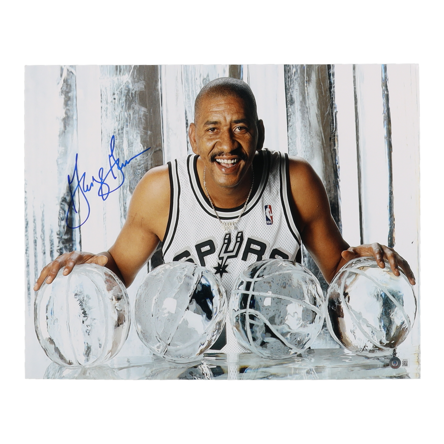 George Gervin Signed Spurs 16x20 Photo I (Beckett) at PristineAuction.com George Gervin Signed Spurs 16x20 Photo I (Beckett) at PristineAuction.com
