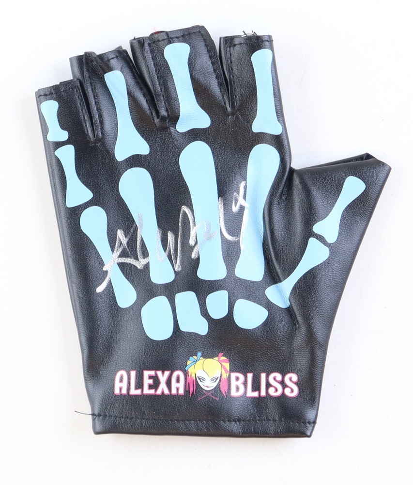 Alexa Bliss Signed Wrestling Glove (Beckett) at PristineAuction.com Alexa Bliss Signed Wrestling Glove (Beckett) at PristineAuction.com