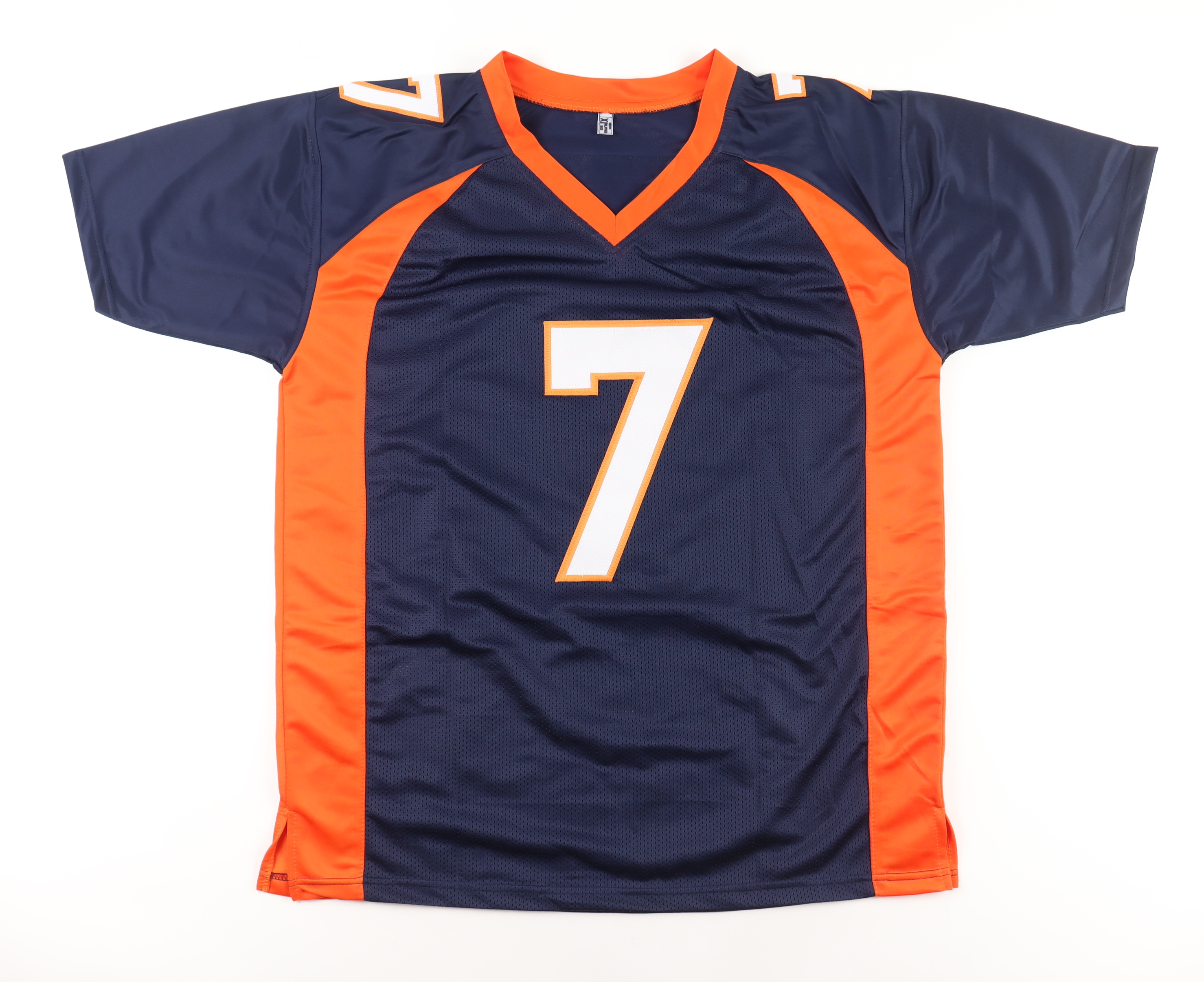 John Elway Signed Jersey (Beckett) at PristineAuction.com John Elway Signed Jersey (Beckett) at PristineAuction.com