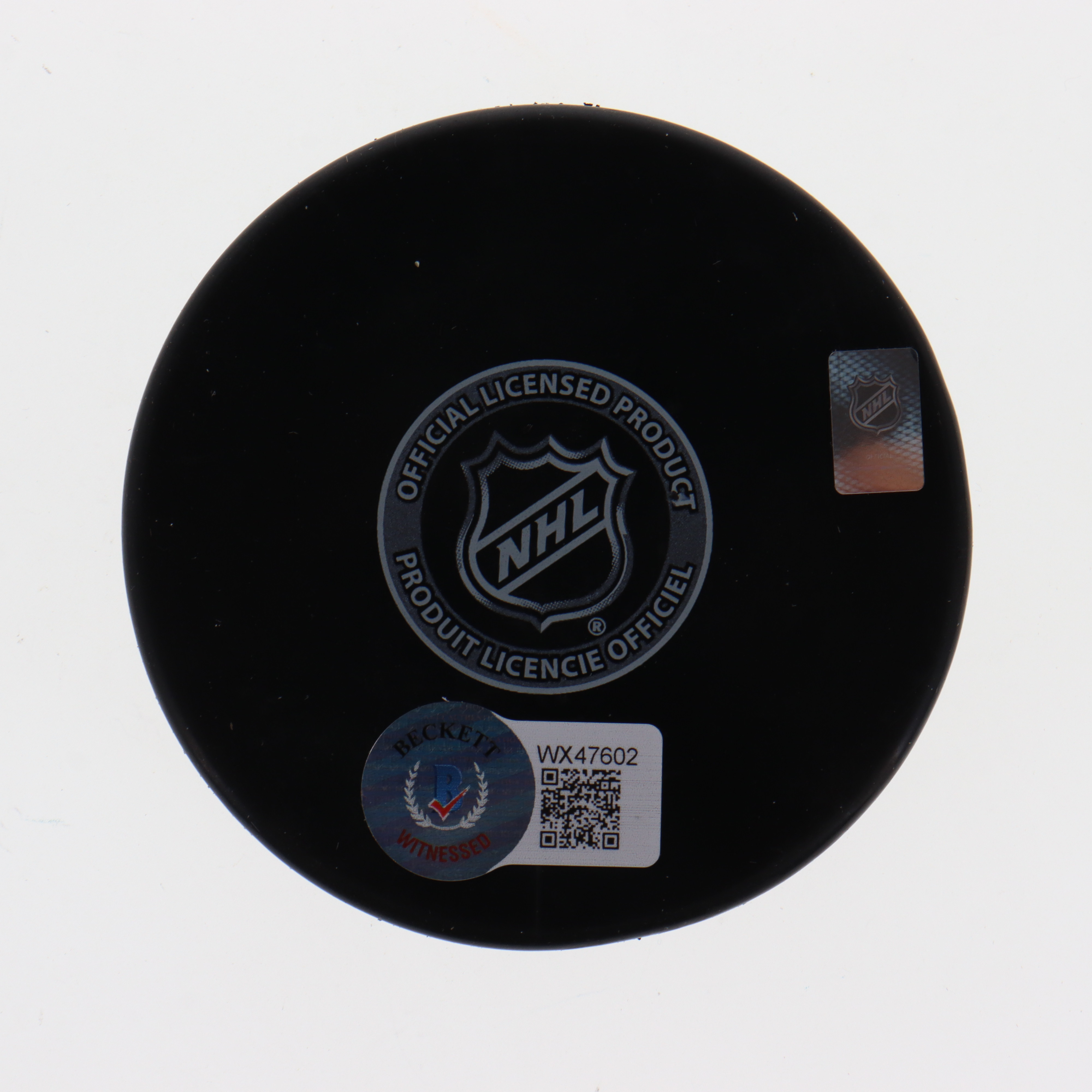 Bobby Hull Signed Blackhawks Logo Hockey Puck Inscribed "The Golden Jet" (Beckett) at PristineAuction.com Bobby Hull Signed Blackhawks Logo Hockey Puck Inscribed "The Golden Jet" (Beckett) at PristineAuction.com