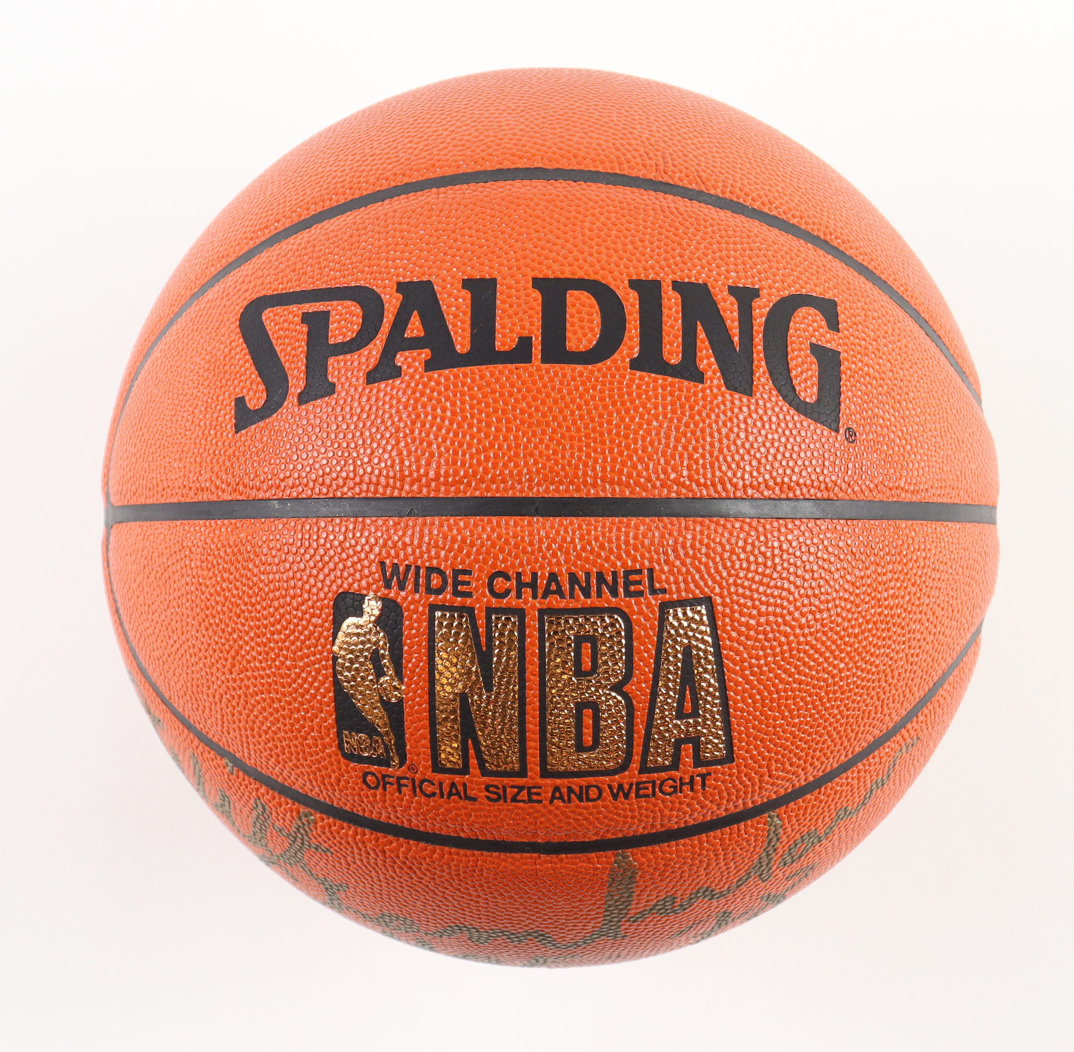 Wilt Chamberlain Signed NBA Basketball Inscribed "HOF 78" (Beckett & JSA) at PristineAuction.com Wilt Chamberlain Signed NBA Basketball Inscribed "HOF 78" (Beckett & JSA) at PristineAuction.com