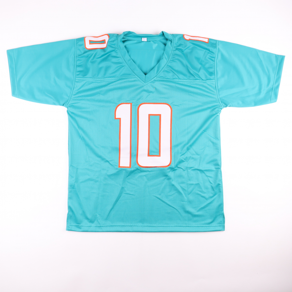 Tyreek Hill Signed Jersey (Beckett) at PristineAuction.com Tyreek Hill Signed Jersey (Beckett) at PristineAuction.com