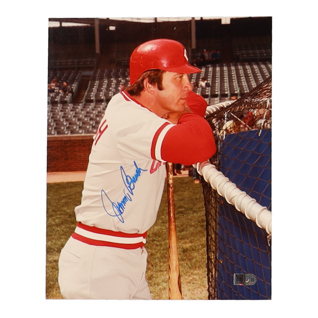 Johnny Bench Signed Reds 8x10 Photo (AIV) at PristineAuction.com Johnny Bench Signed Reds 8x10 Photo (AIV) at PristineAuction.com