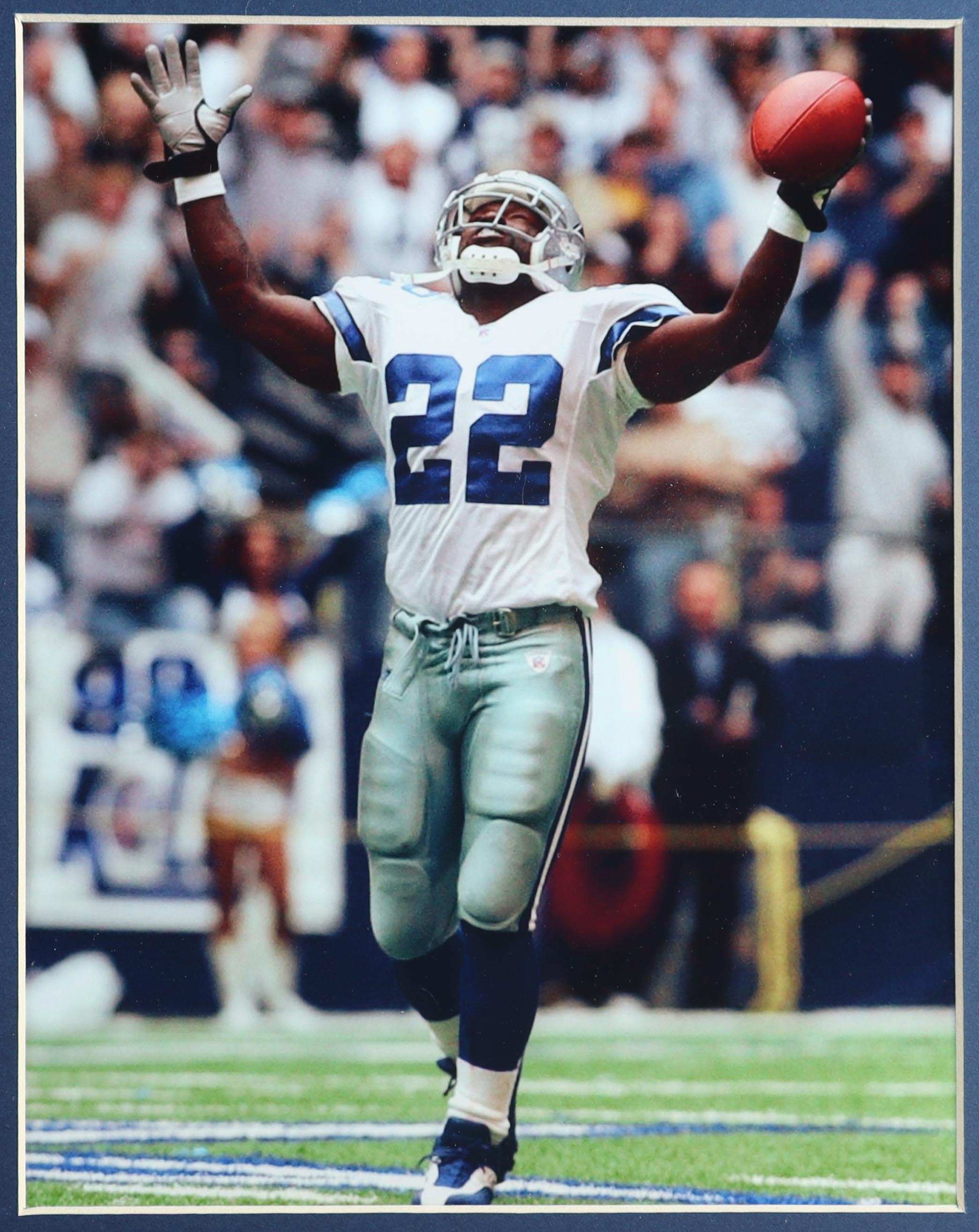 Emmitt Smith Signed Custom Framed Jersey Display (Beckett & Prova) at PristineAuction.com Emmitt Smith Signed Custom Framed Jersey Display (Beckett & Prova) at PristineAuction.com