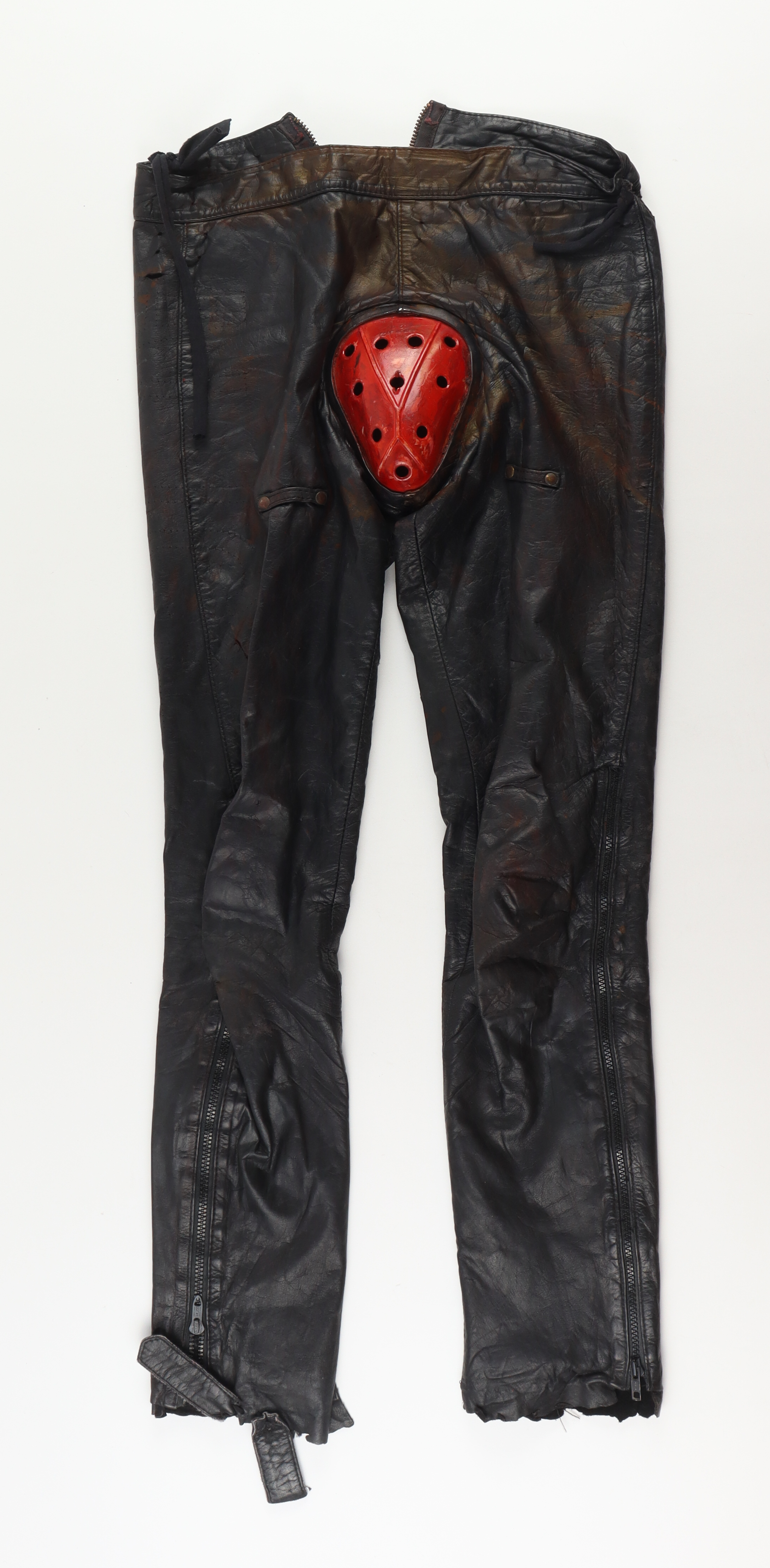 Alice Cooper Signed Stage | Concert Worn Leather Pants from the 1980's (Photo Matched) (Beckett LOA) at PristineAuction.com Alice Cooper Signed Stage | Concert Worn Leather Pants from the 1980's (Photo Matched) (Beckett LOA) at PristineAuction.com