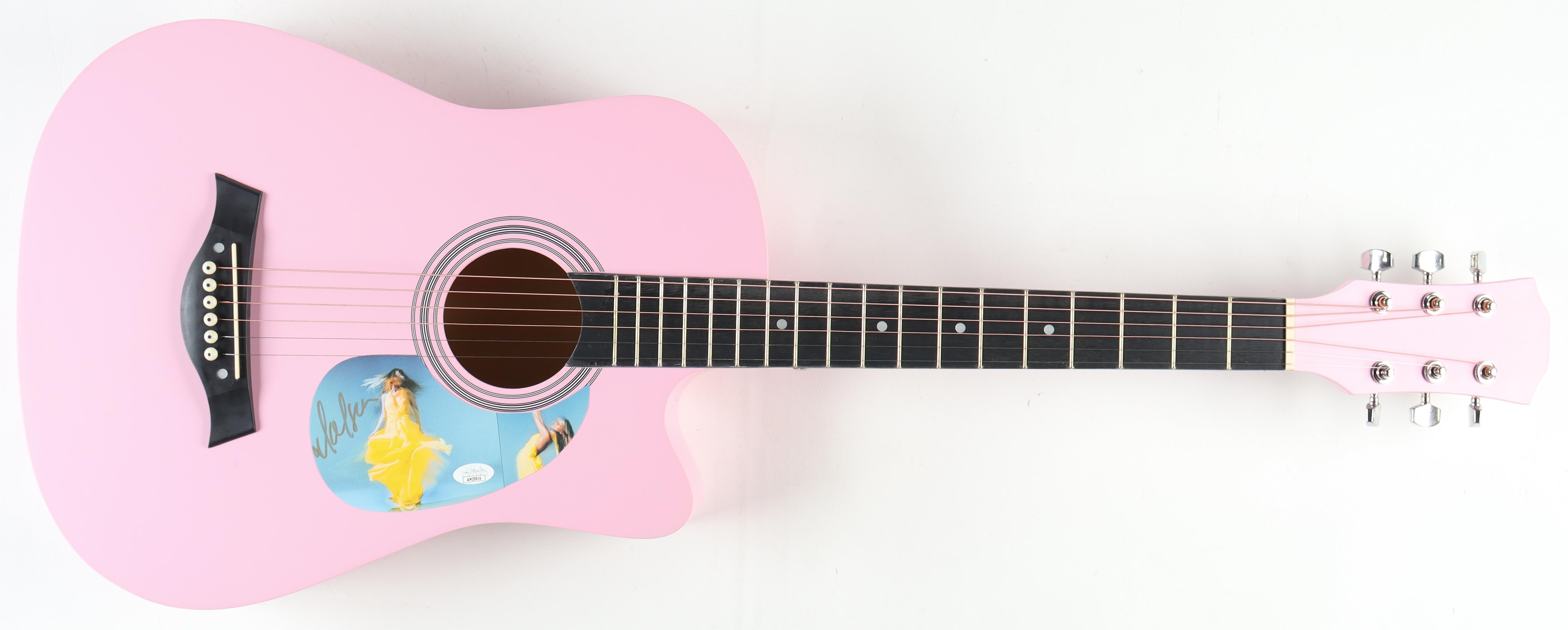 Kelsea Ballerini Signed 38" Acoustic Guitar (JSA) at PristineAuction.com Kelsea Ballerini Signed 38" Acoustic Guitar (JSA) at PristineAuction.com