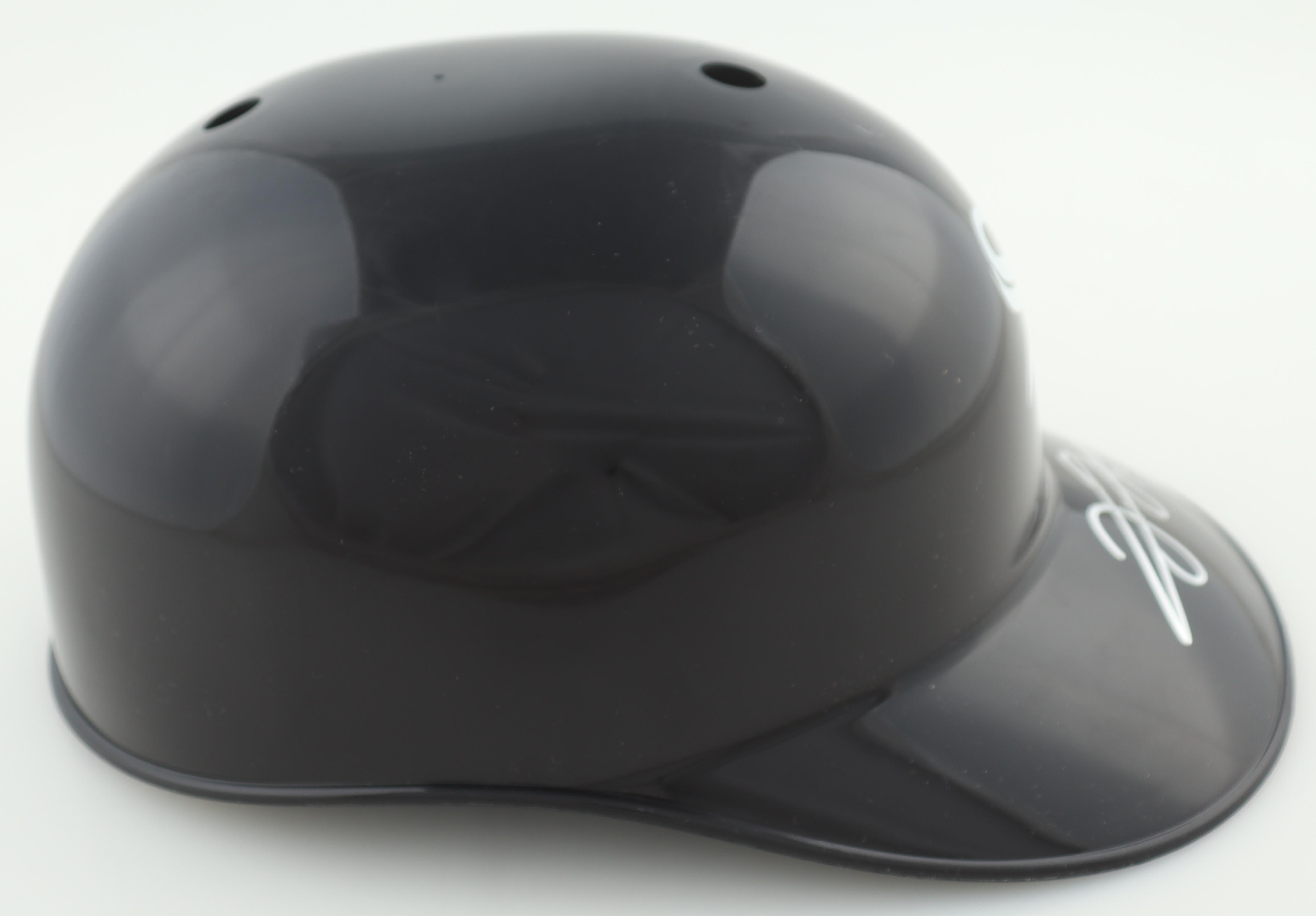 Frank Thomas Signed White Sox Full-Size Batting Helmet (Schwartz) at PristineAuction.com Frank Thomas Signed White Sox Full-Size Batting Helmet (Schwartz) at PristineAuction.com