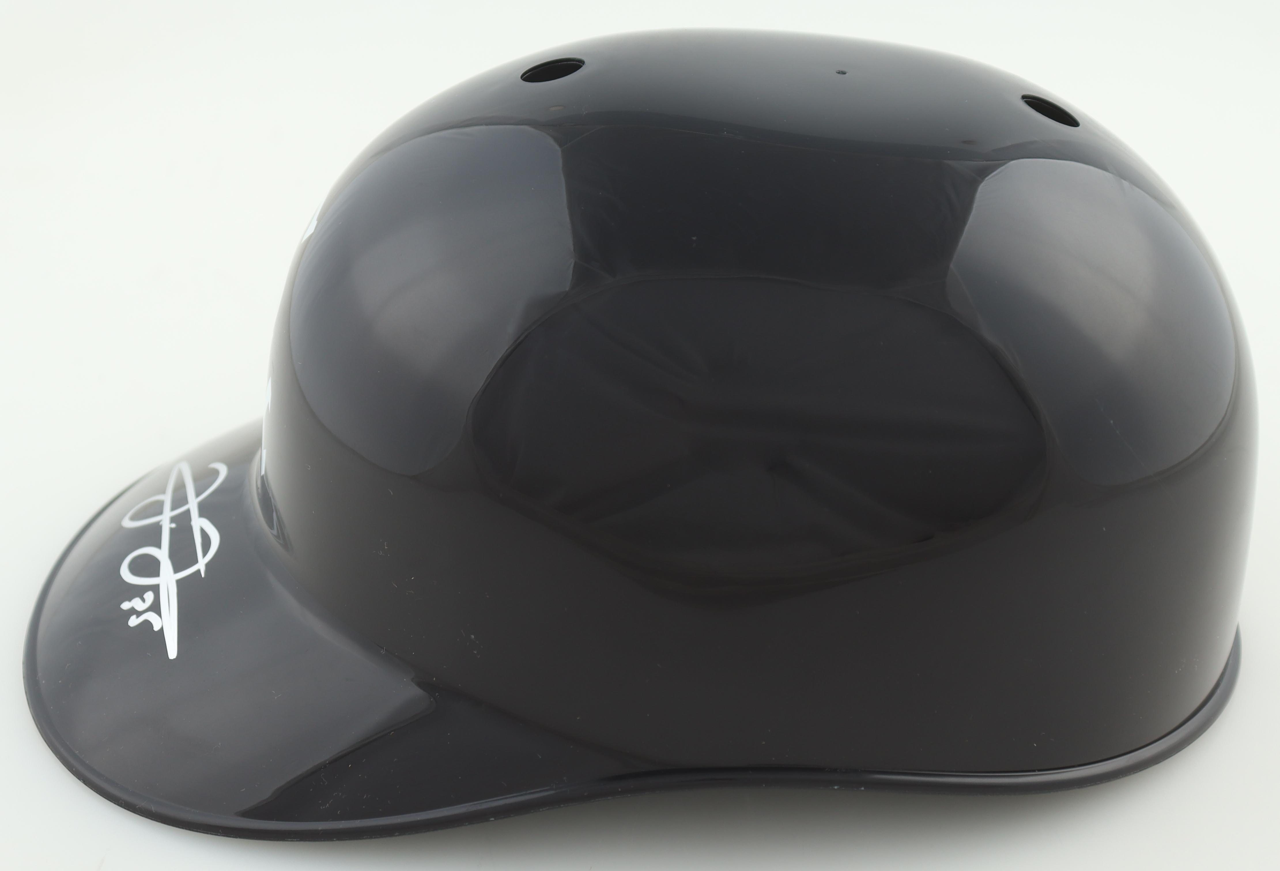 Frank Thomas Signed White Sox Full-Size Batting Helmet (Schwartz) at PristineAuction.com Frank Thomas Signed White Sox Full-Size Batting Helmet (Schwartz) at PristineAuction.com