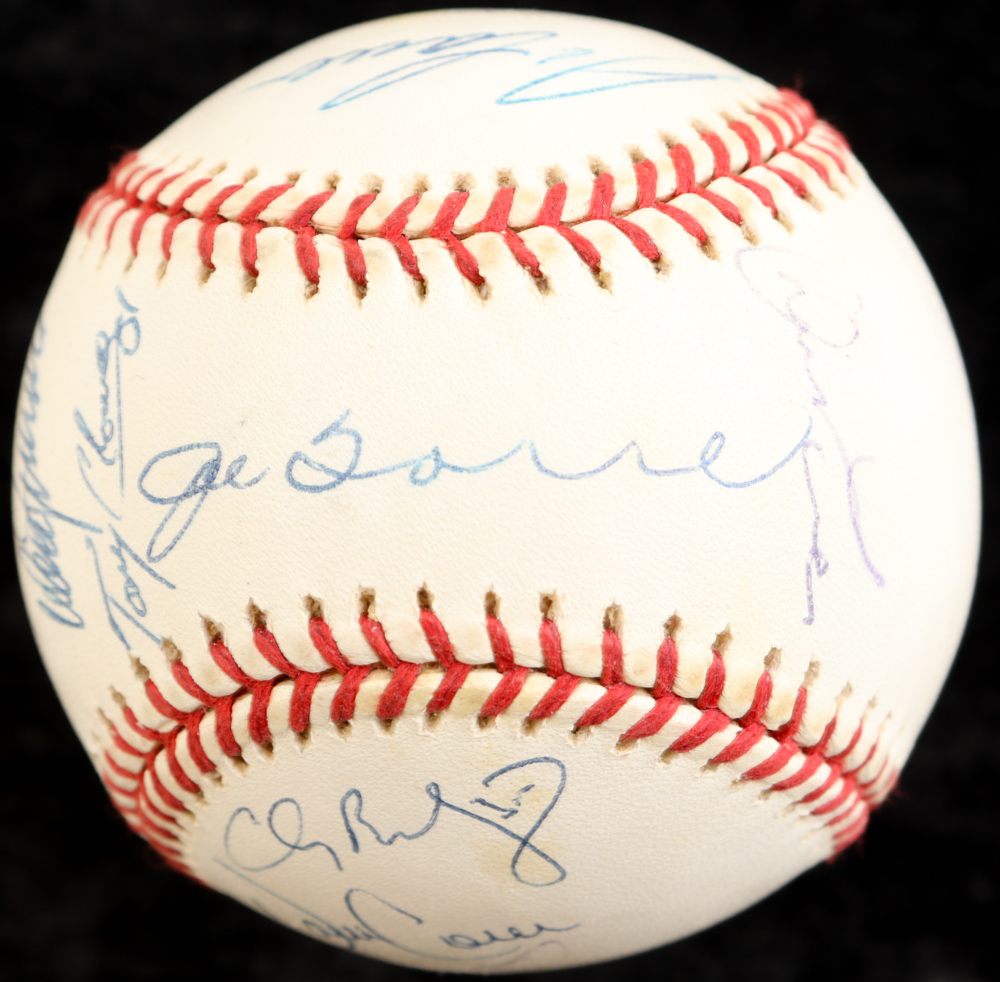2000 World Series Baseball Yankees Team Signed by (19) with Mariano Rivera, Dave Cone, Andy Pettitte, Joe Torre, & Jose Canseco with Display Case (PSA) at PristineAuction.com 2000 World Series Baseball Yankees Team Signed by (19) with Mariano Rivera, Dave Cone, Andy Pettitte, Joe Torre, & Jose Canseco with Display Case (PSA) at PristineAuction.com