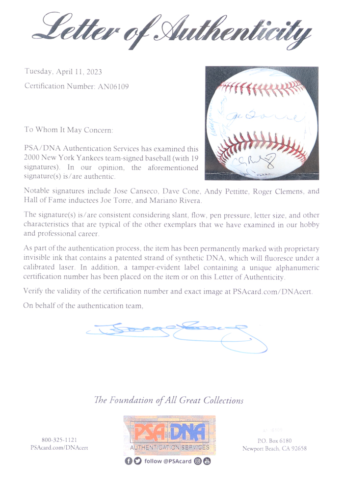 2000 World Series Baseball Yankees Team Signed by (19) with Mariano Rivera, Dave Cone, Andy Pettitte, Joe Torre, & Jose Canseco with Display Case (PSA) at PristineAuction.com 2000 World Series Baseball Yankees Team Signed by (19) with Mariano Rivera, Dave Cone, Andy Pettitte, Joe Torre, & Jose Canseco with Display Case (PSA) at PristineAuction.com